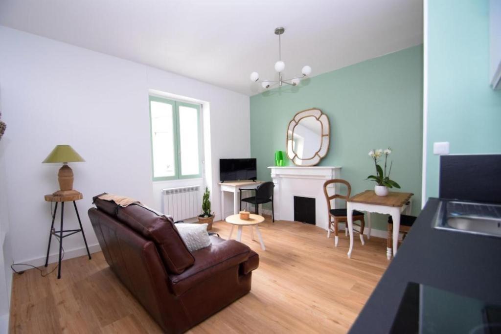 Appartement Entre Plage De L'Ecluse Et Place Du Marche Dinard Zewnętrze zdjęcie